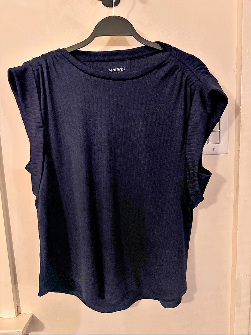 Nine West Navy Blue Short Sleeve Top Size XL Like New